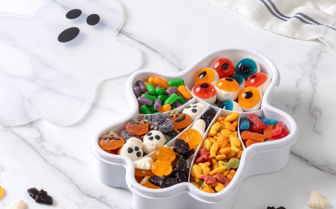 Cook With Color Ghost Halloween Snackle Box