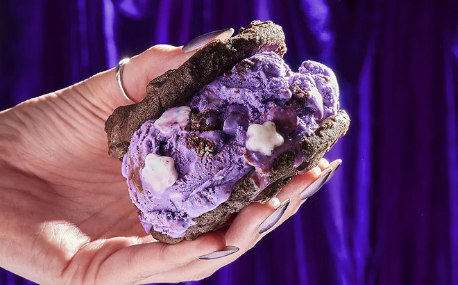 Insomnia Cookies Cookiewiches