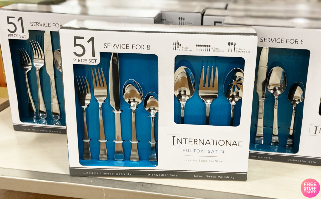 International Silver Fulton Satin 51 Piece Flatware Set