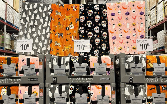Members Mark Halloween Throws