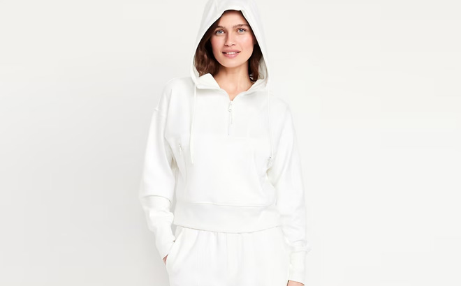 Old Navy Womens Dynamic Fleece Half Zip Hoodie