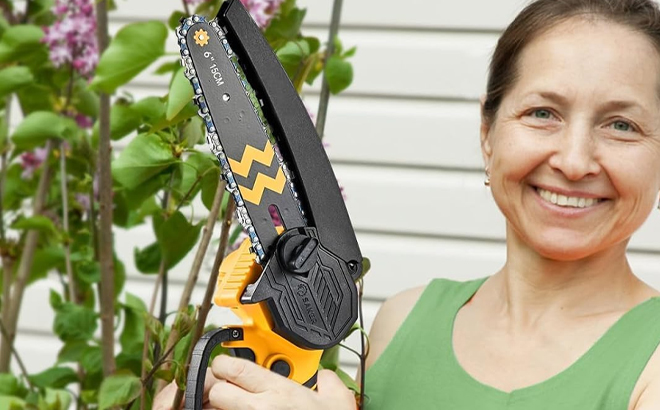 Saker Mini Chainsaw Cordless 6 Inch Switch Security Lock Cordless Power Chain Saw