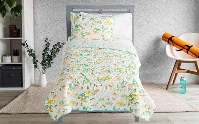 The Big One Derek Dino Quilt Set
