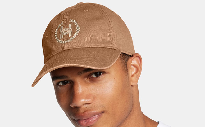 Under Armour UA Essential Low Adjustable Hat