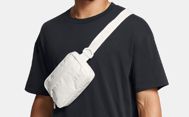 Under Armour UA Essential Waist Bag Crossbody